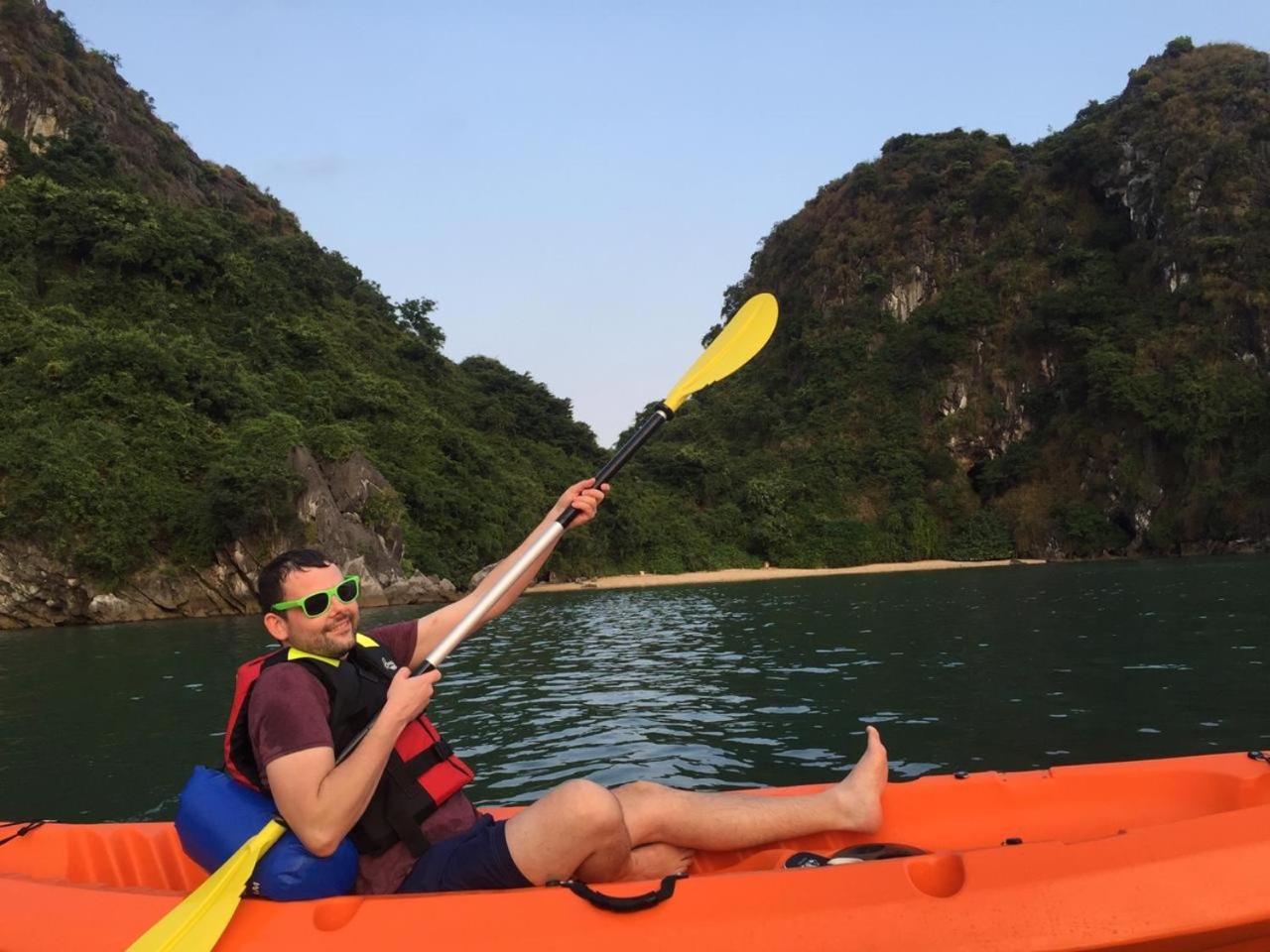 Renea Cruises Halong Hotell Ha Long Exteriör bild