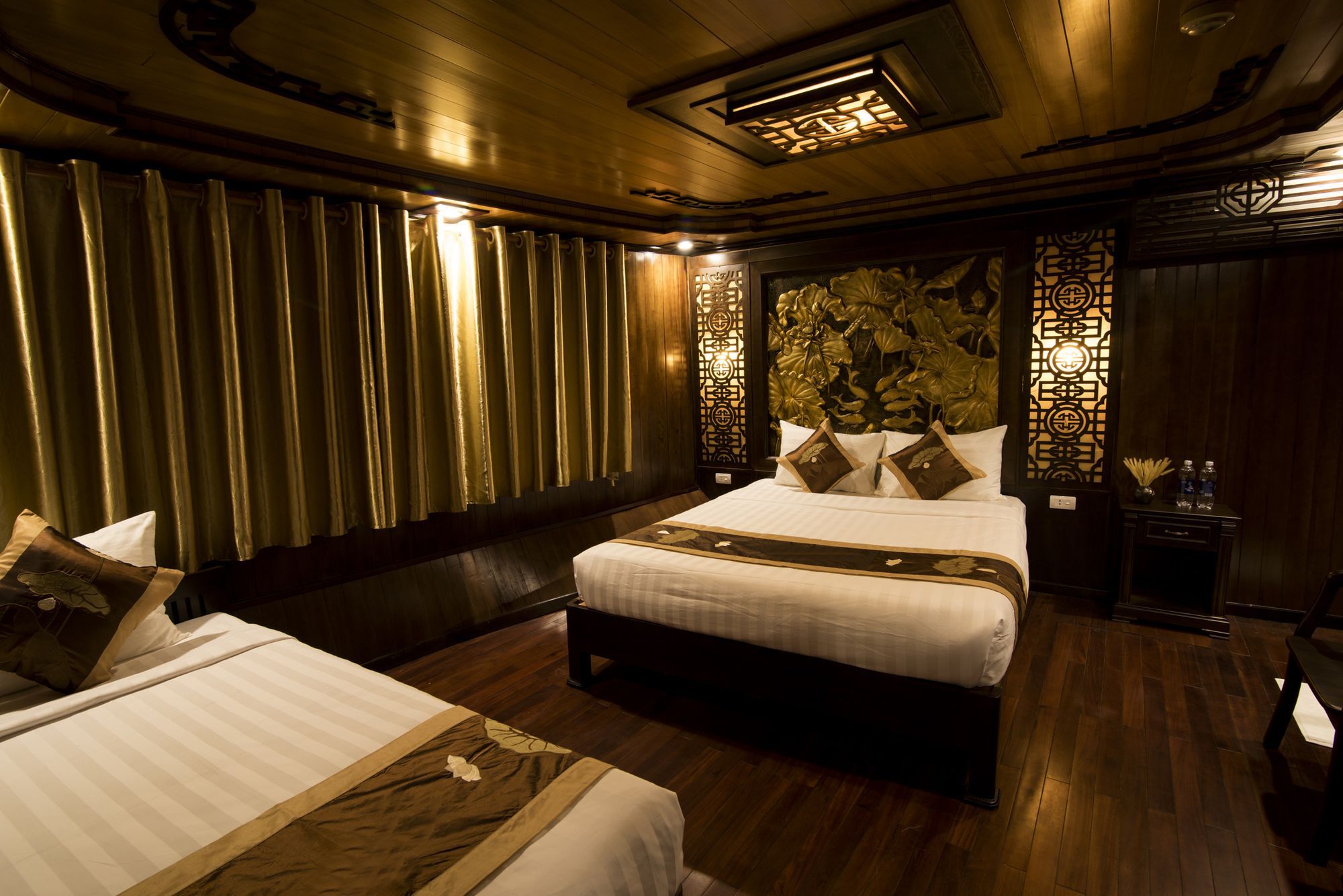 Renea Cruises Halong Hotell Ha Long Exteriör bild