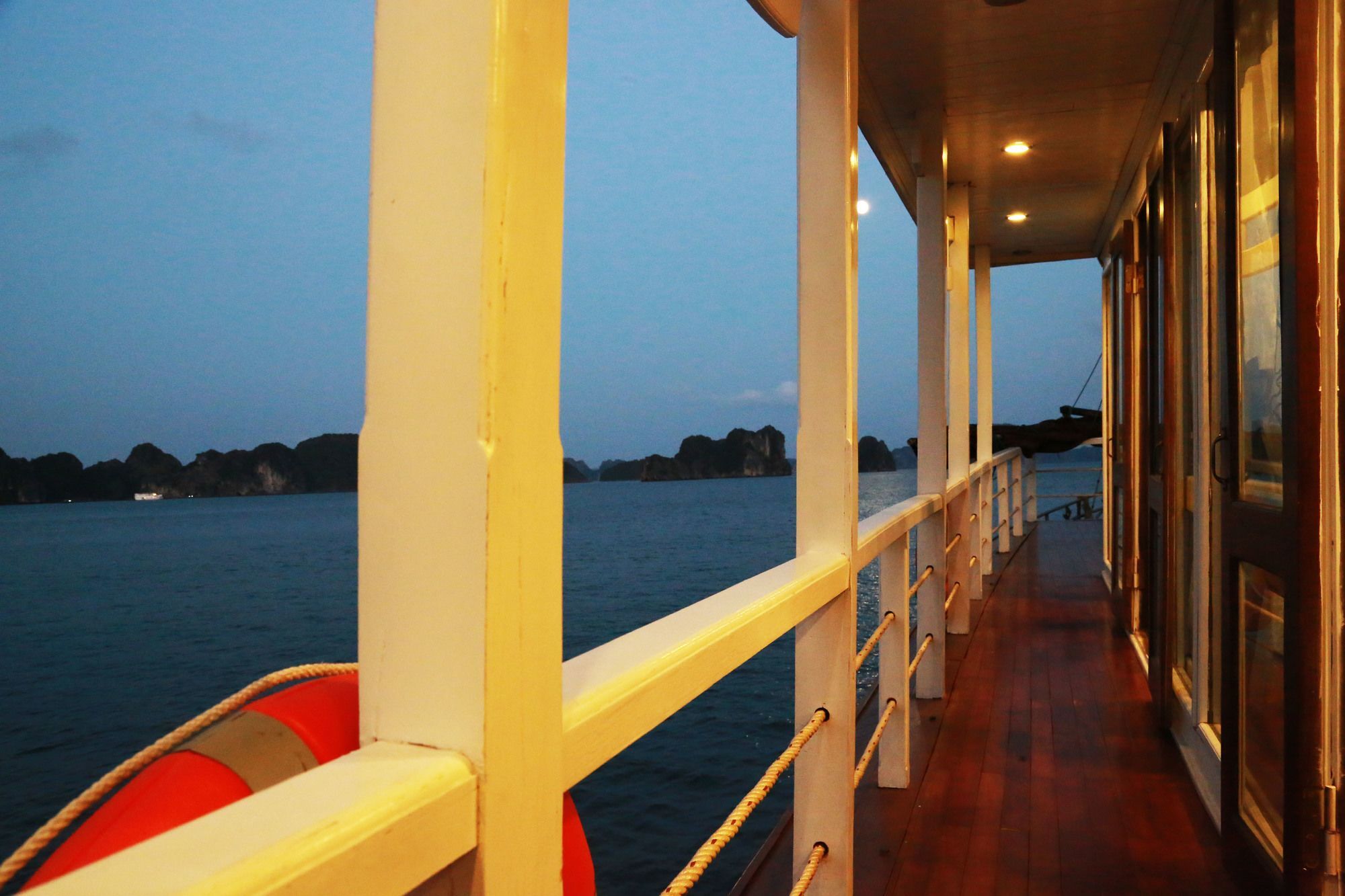 Renea Cruises Halong Hotell Ha Long Exteriör bild